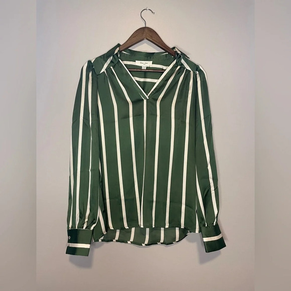 Women’s Long Sleeved collared shirt white/green stripes size Small - Picture 1 of 5